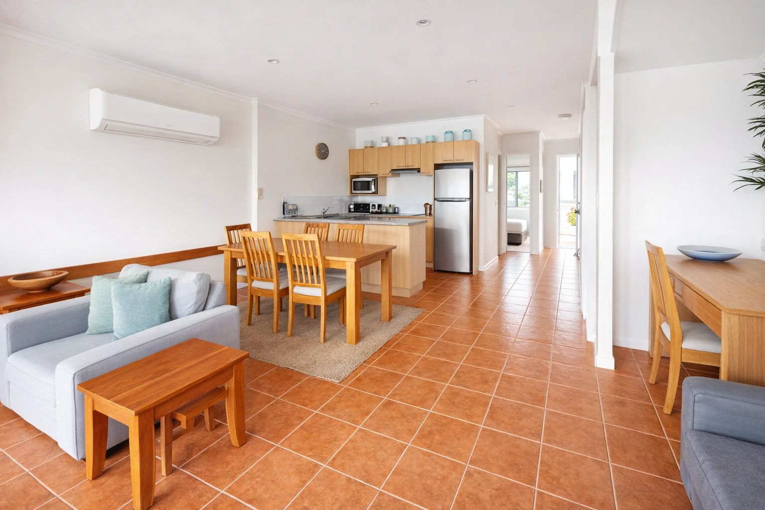 Dining-room-kitchen
